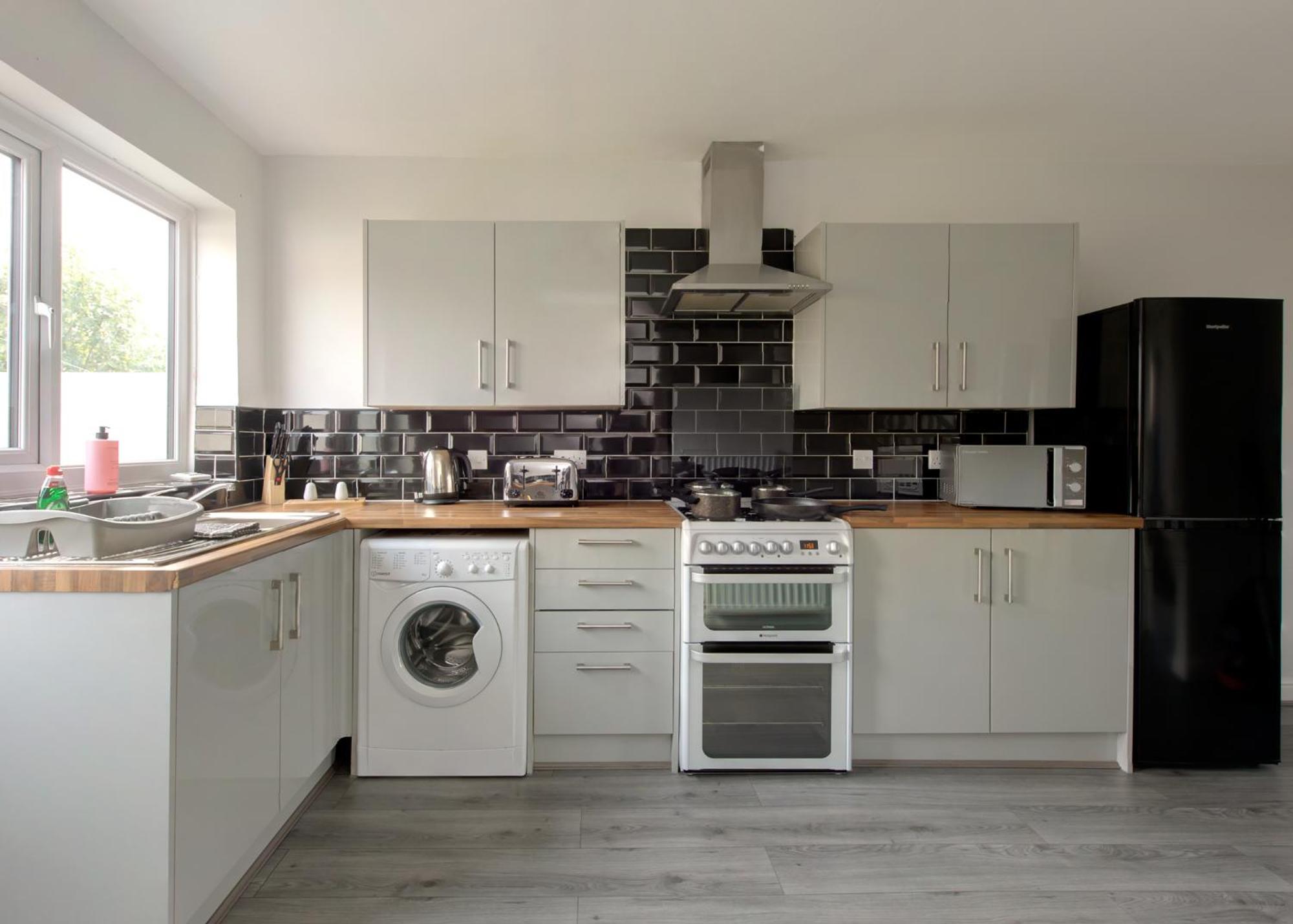 Holiday home Voguish 3br In Huyton Liverpool
