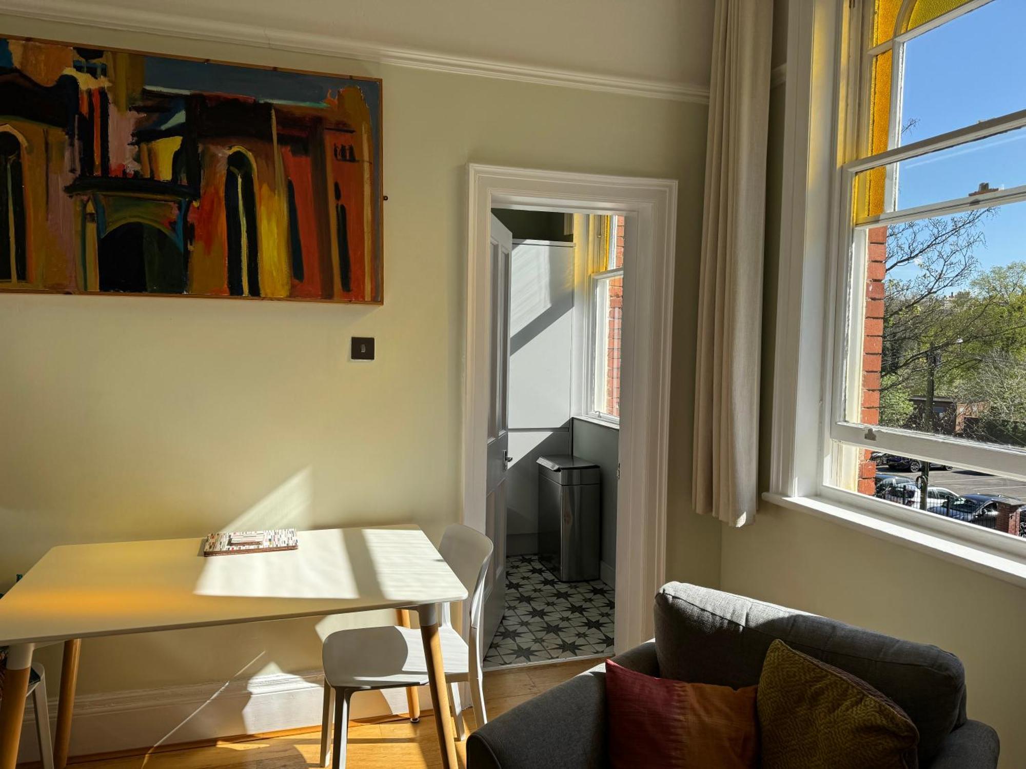 Apartment Airy Sefton Park