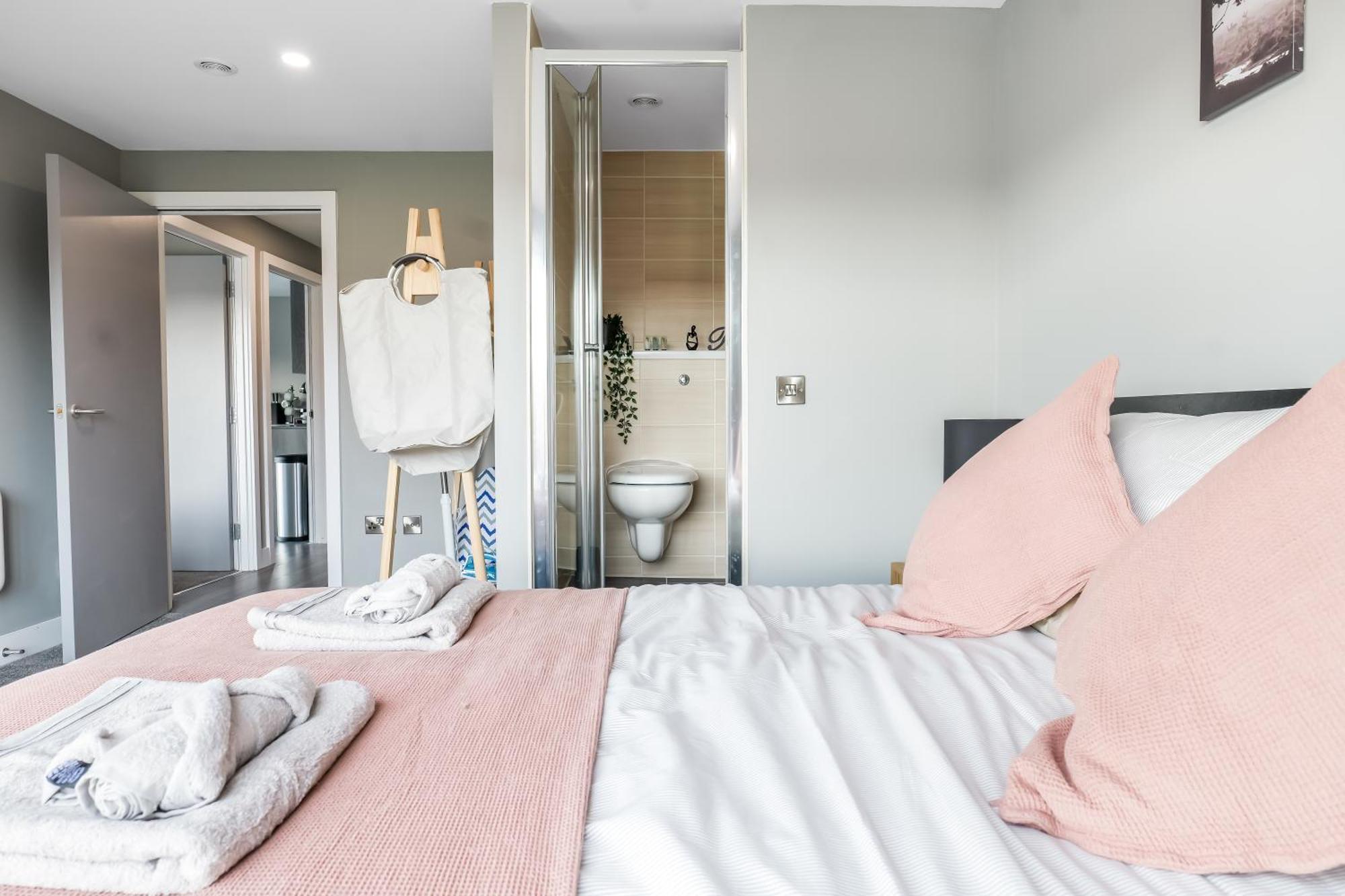 Waterfront Luxury Apartment