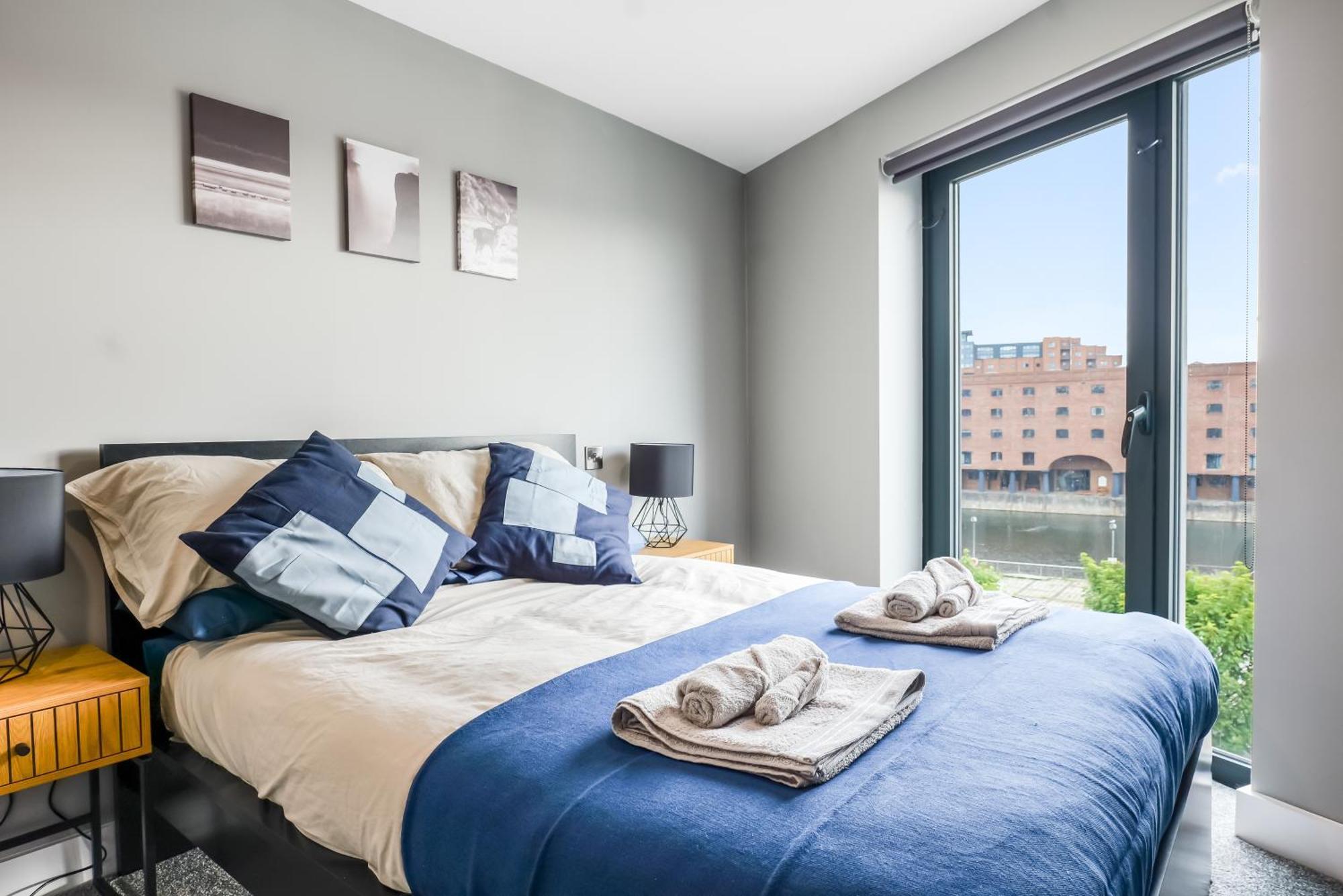 Waterfront Luxury Apartment