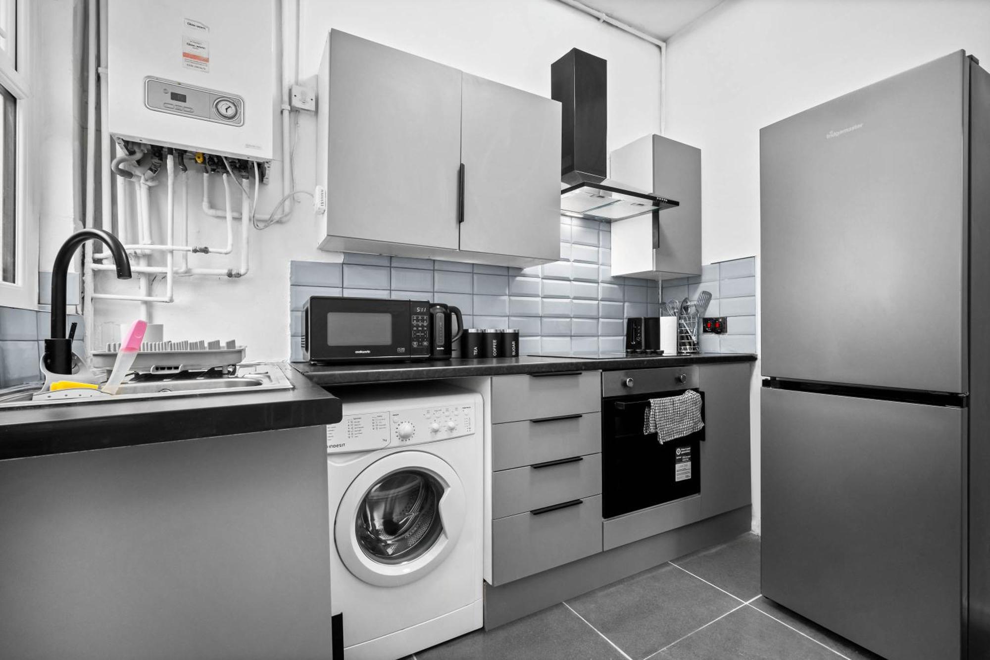 Holiday home Anfield Four-bed Spacious Getaway Haus *