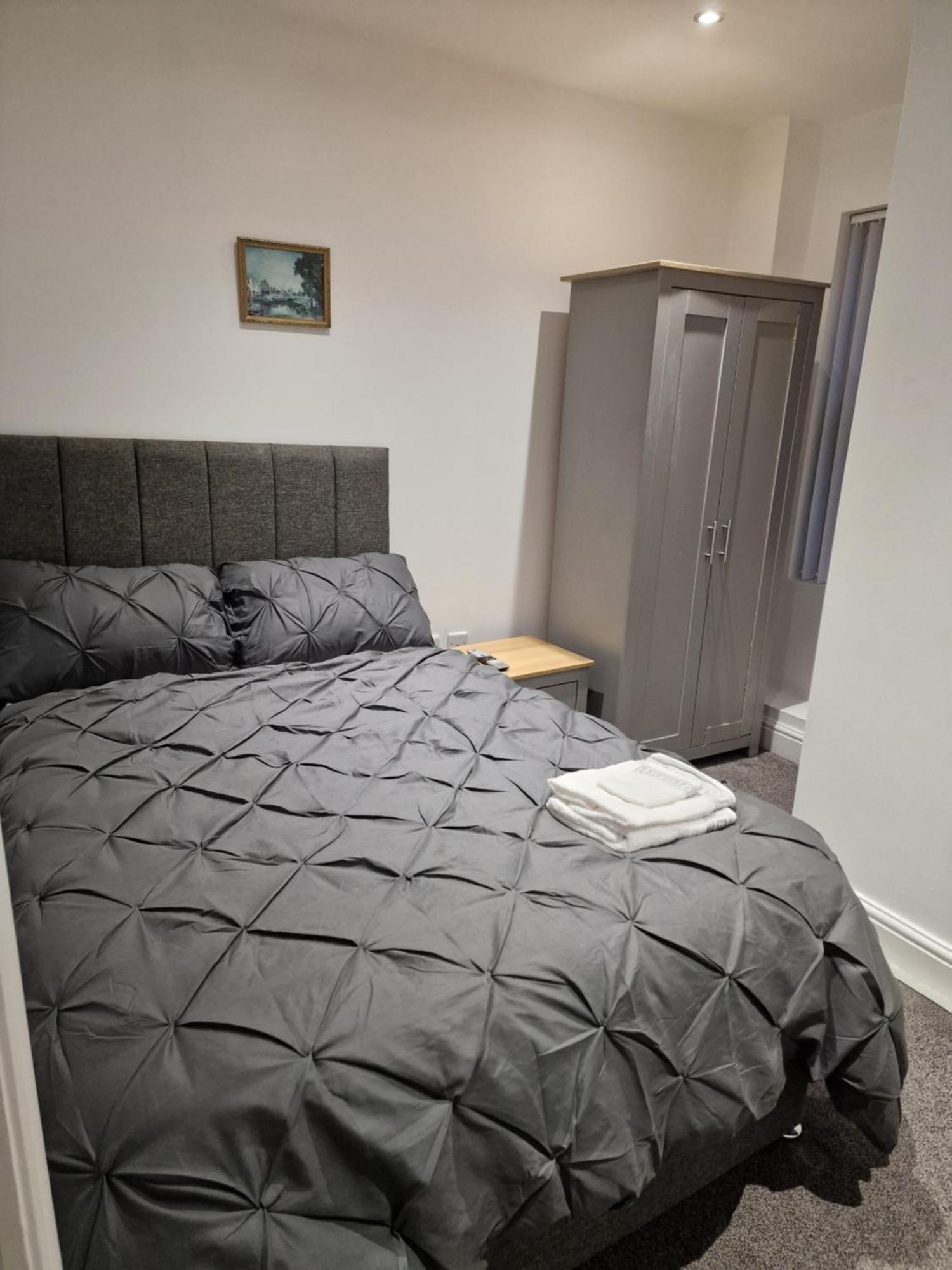 Beautiful Double Bedroom * Liverpool