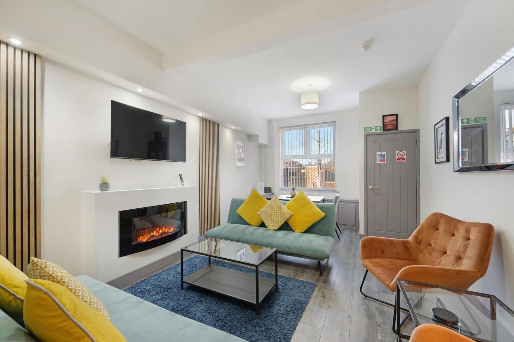 Burnand House - Air Host & - Sleeps 9