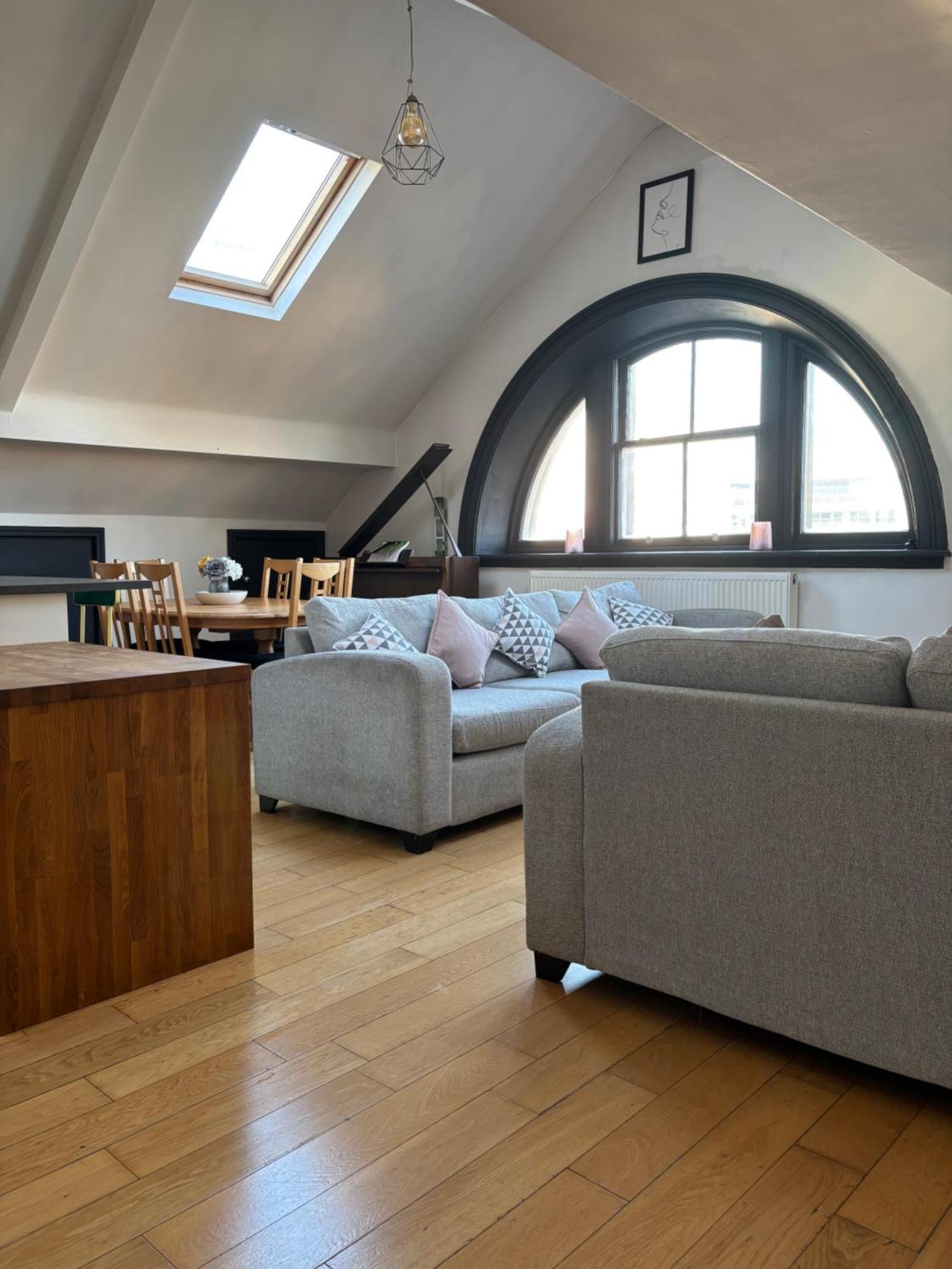 Apartment 2 Bedroom Centre Penthouse Loft Liverpool