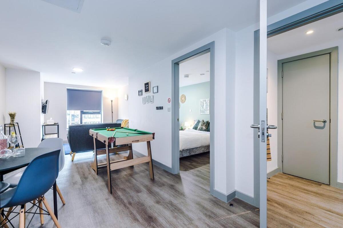 Cosy In Liverpool, Pool Table, Sleeps 3, Smart Tvs Apartment