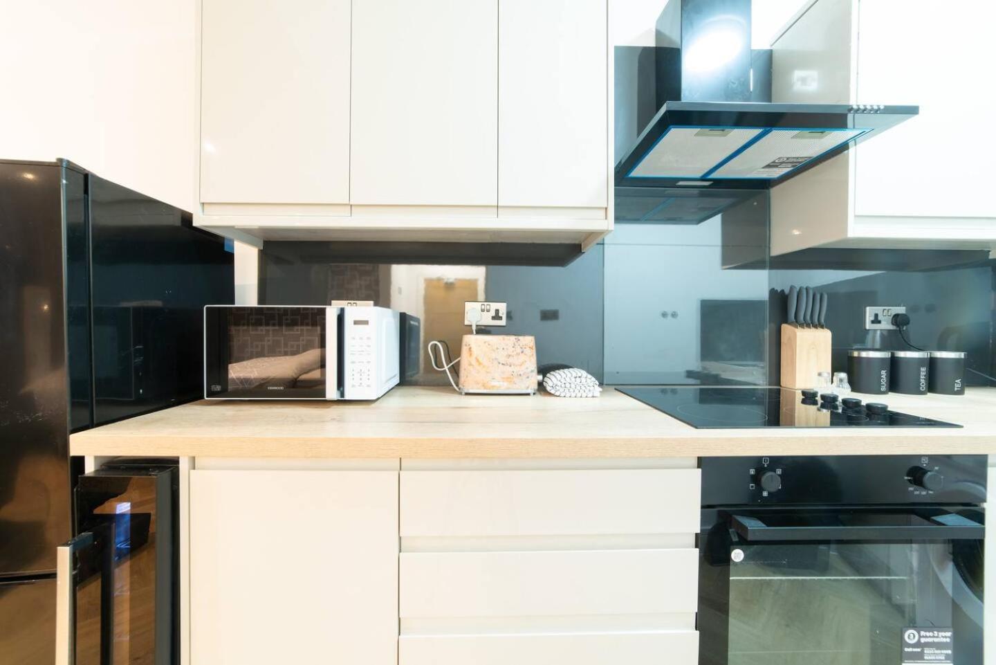 Apartment First Floor Walk To Bold St Bombed Out Church *