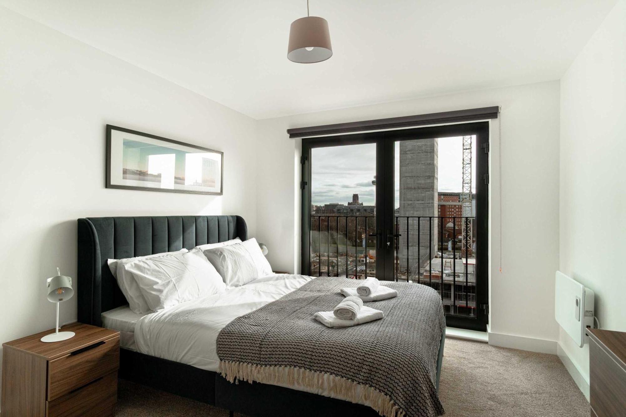Apartment Stunning 2 Bedroom In W Views *
