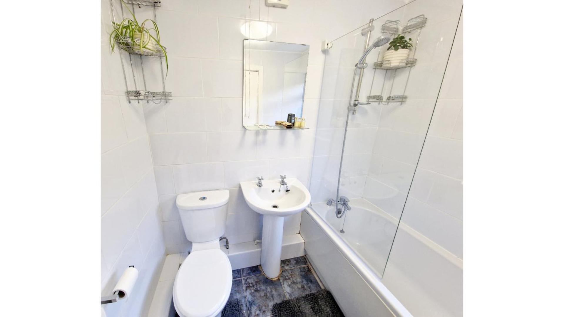 Upscale Executive Great Location Liverpool