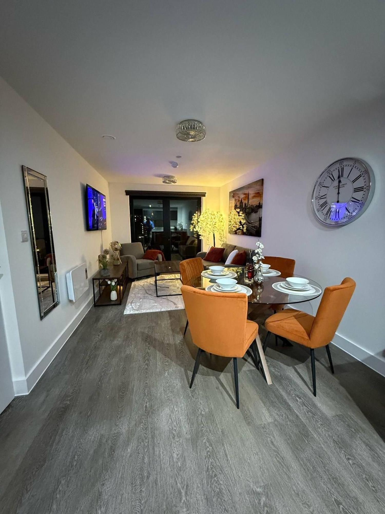 Center Penthouse *