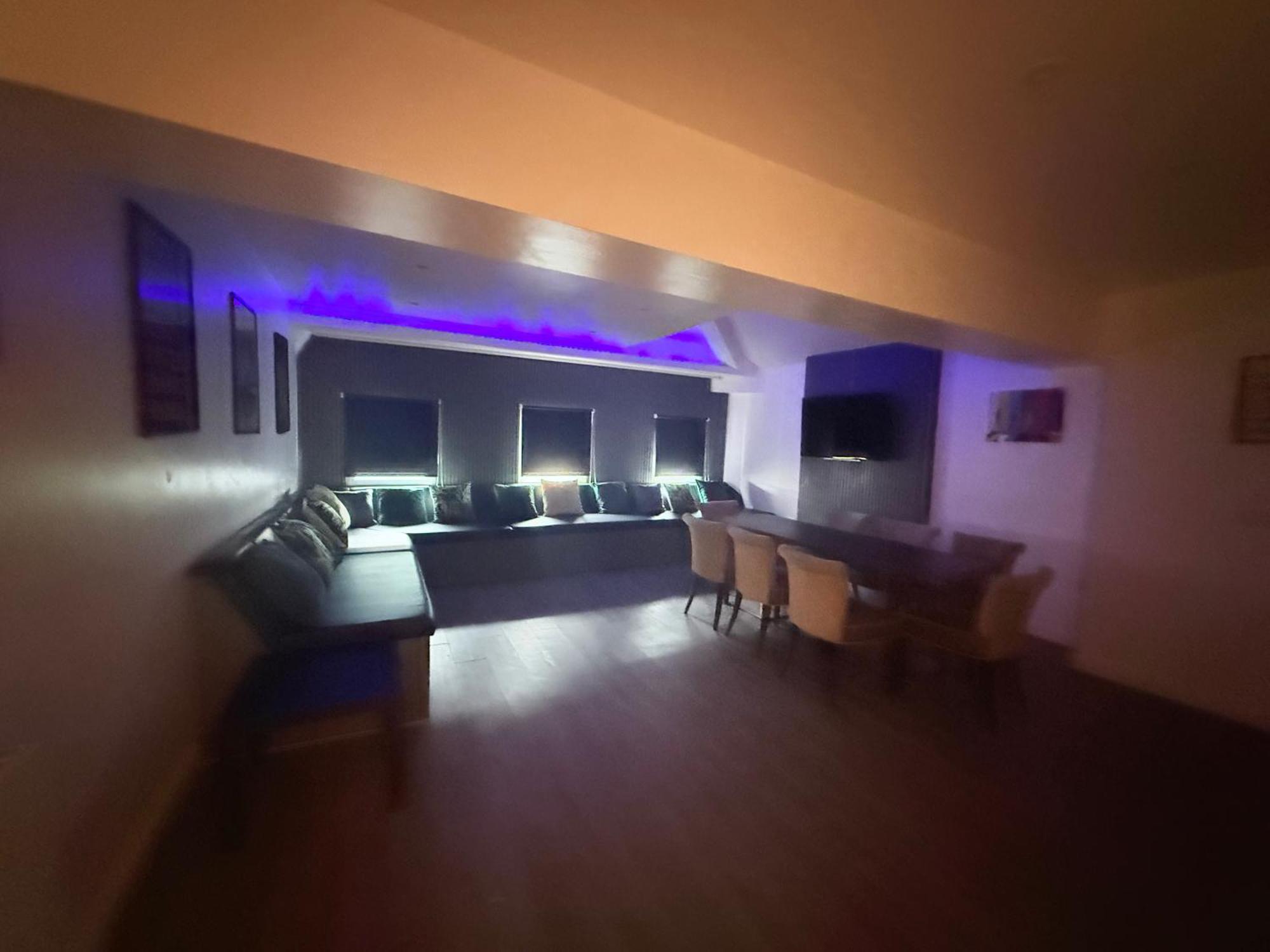 Amazing 10 Bed On Mathew Street Sleeps 18 Apartment *