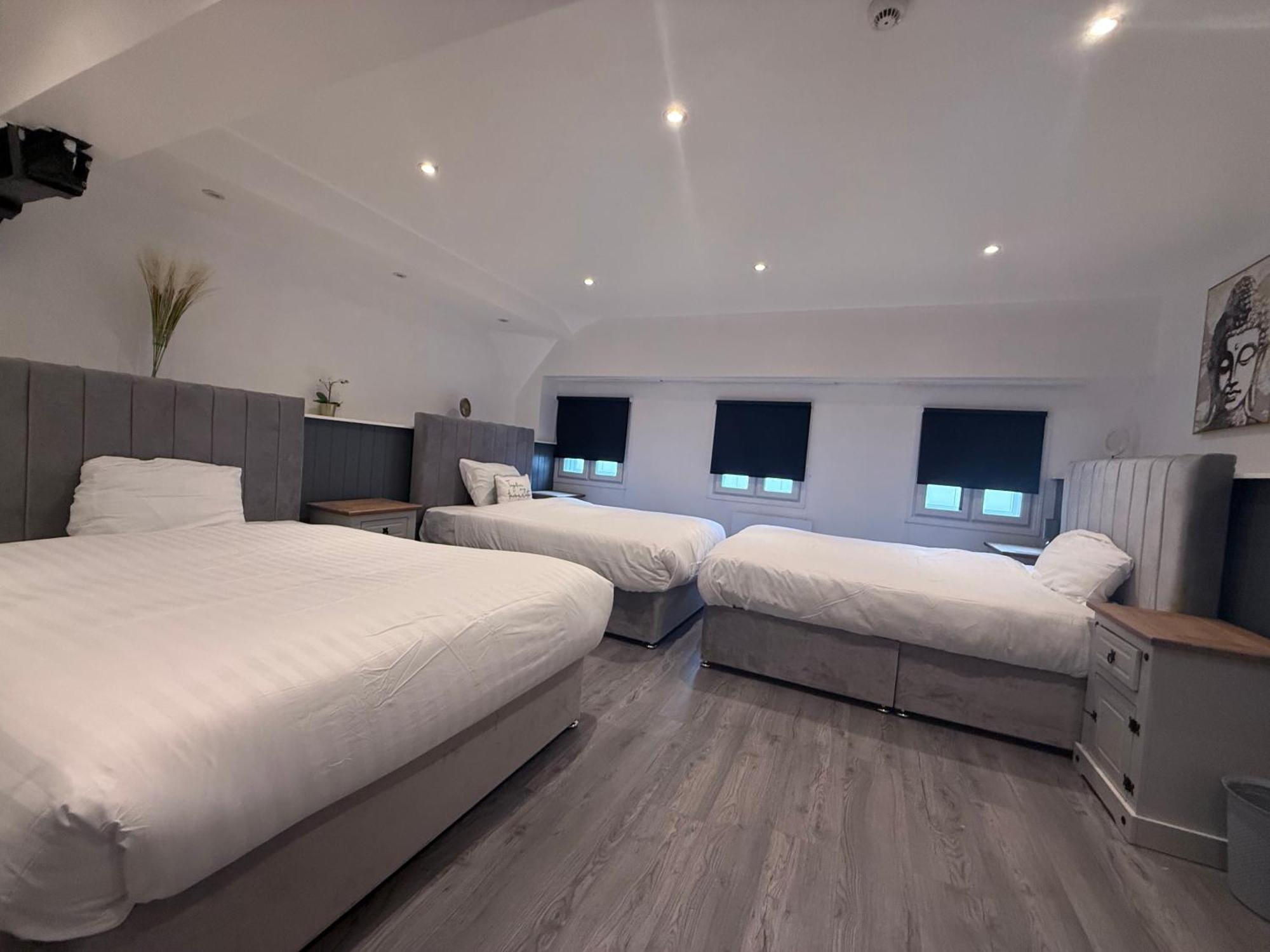 Amazing 10 Bed On Mathew Street Sleeps 18 Apartment *