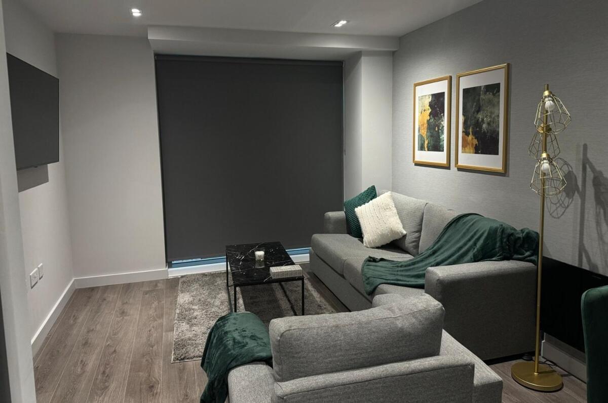 Apartment Modern 2-bedroom In Heart Of *