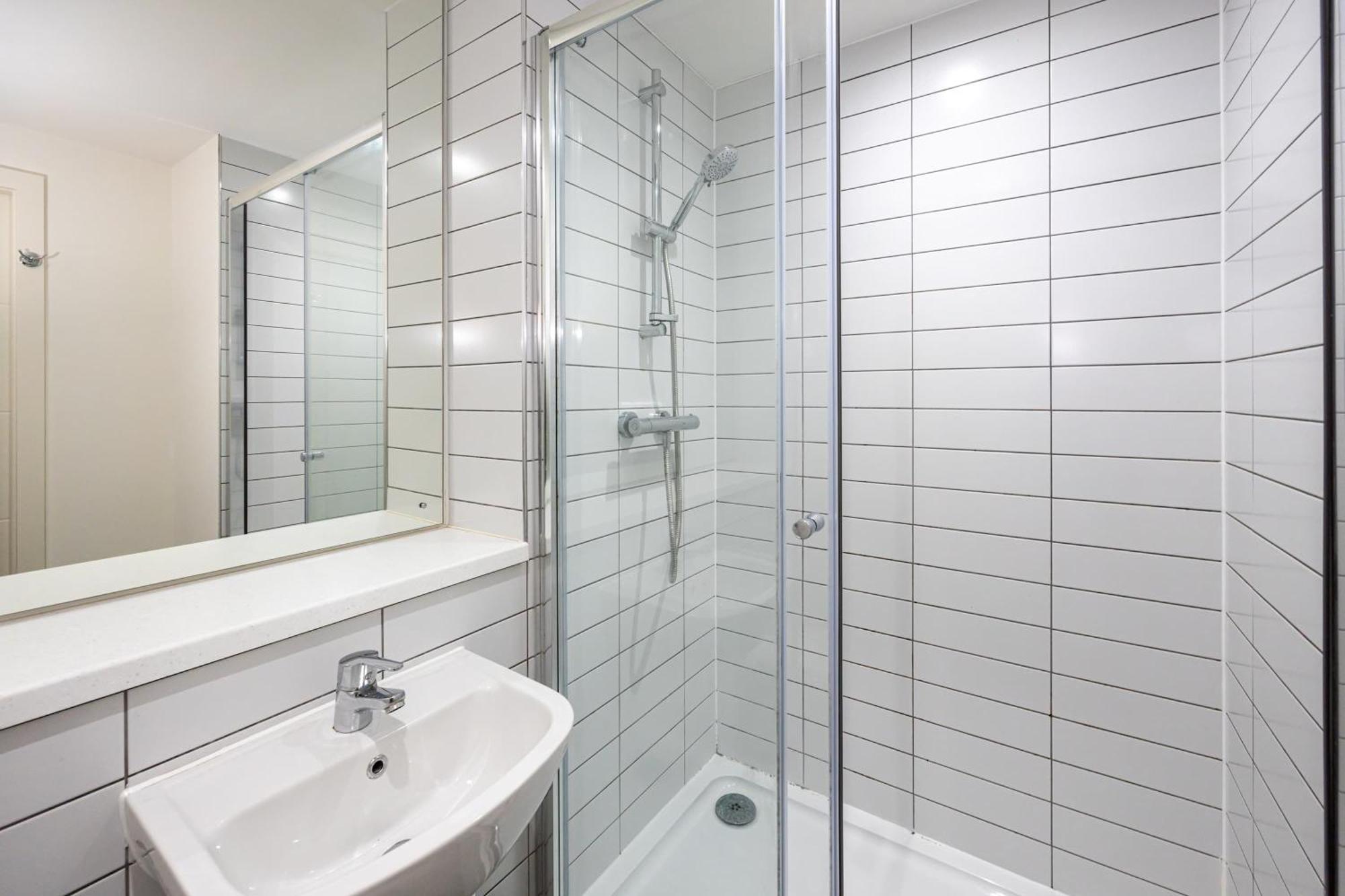 Stylish 2-bedroom * Liverpool