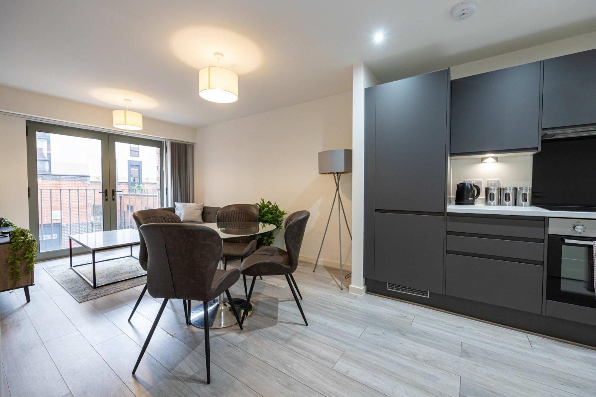 Apartment Stylish 2-bedroom Liverpool