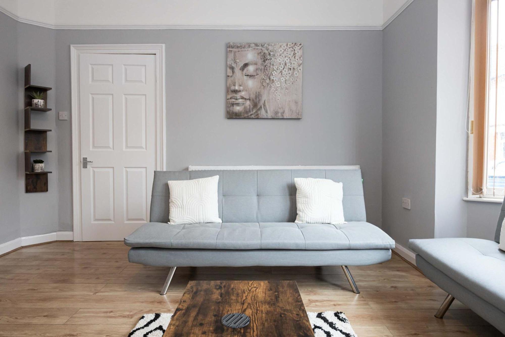 Stylish 1-bed Flat In * Liverpool