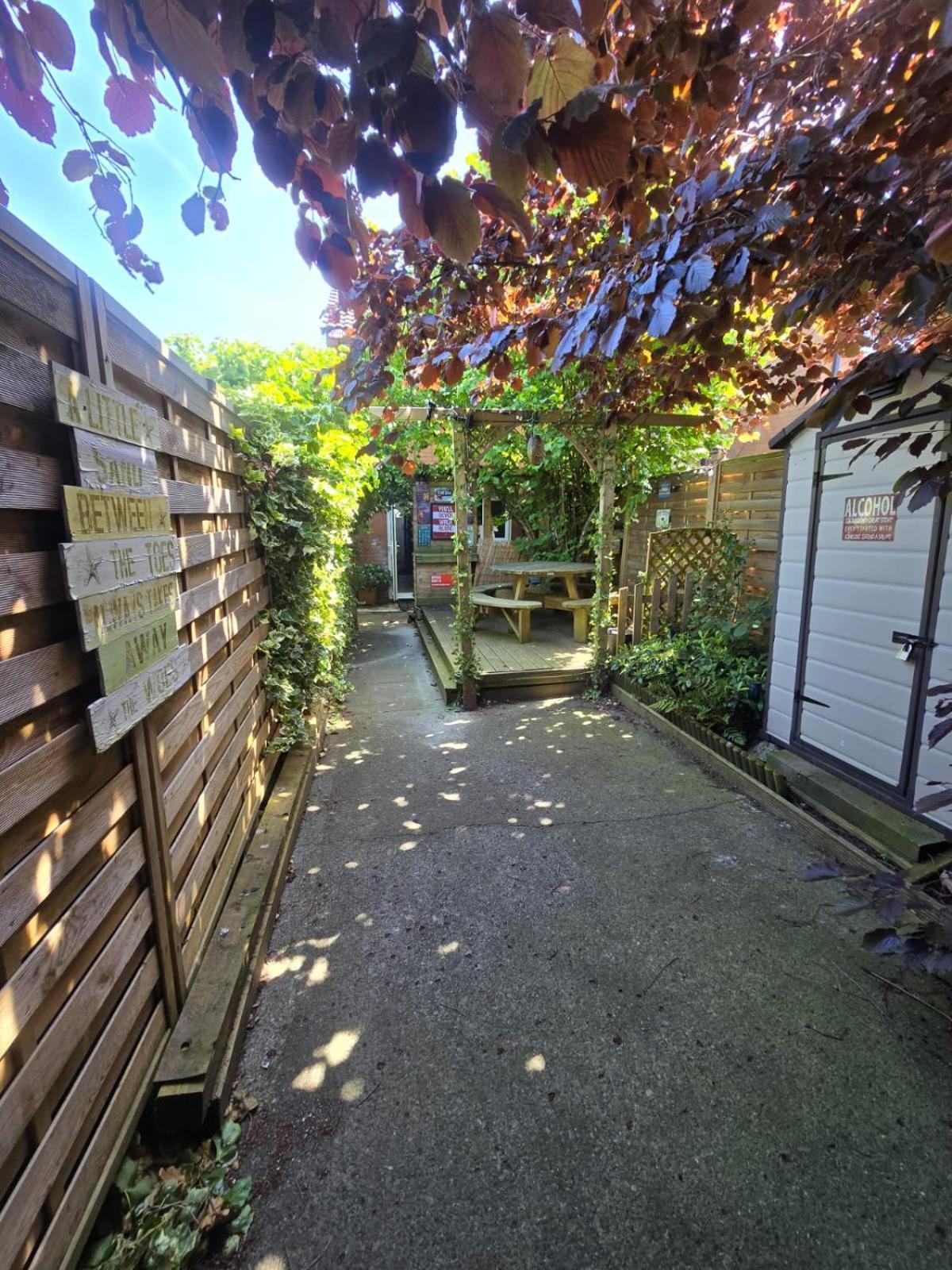 Holiday home Elegant 2 Bed With Hot Tub And A Host Of Amenities
