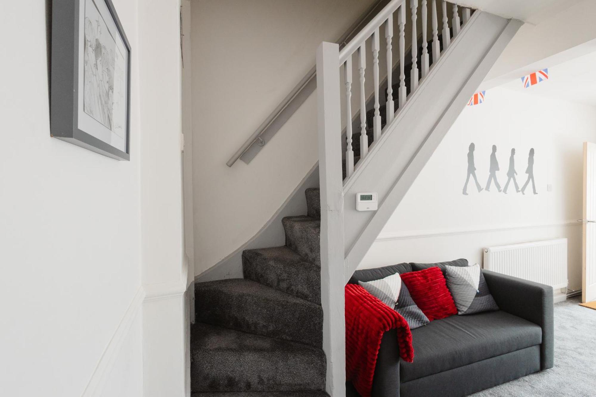 Let It Retreat , Anfield, Beatles Themed Holiday home *