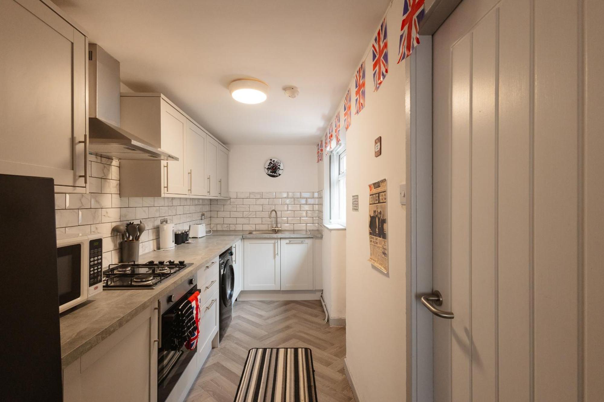 Let It Retreat , Anfield, Beatles Themed Holiday home Liverpool