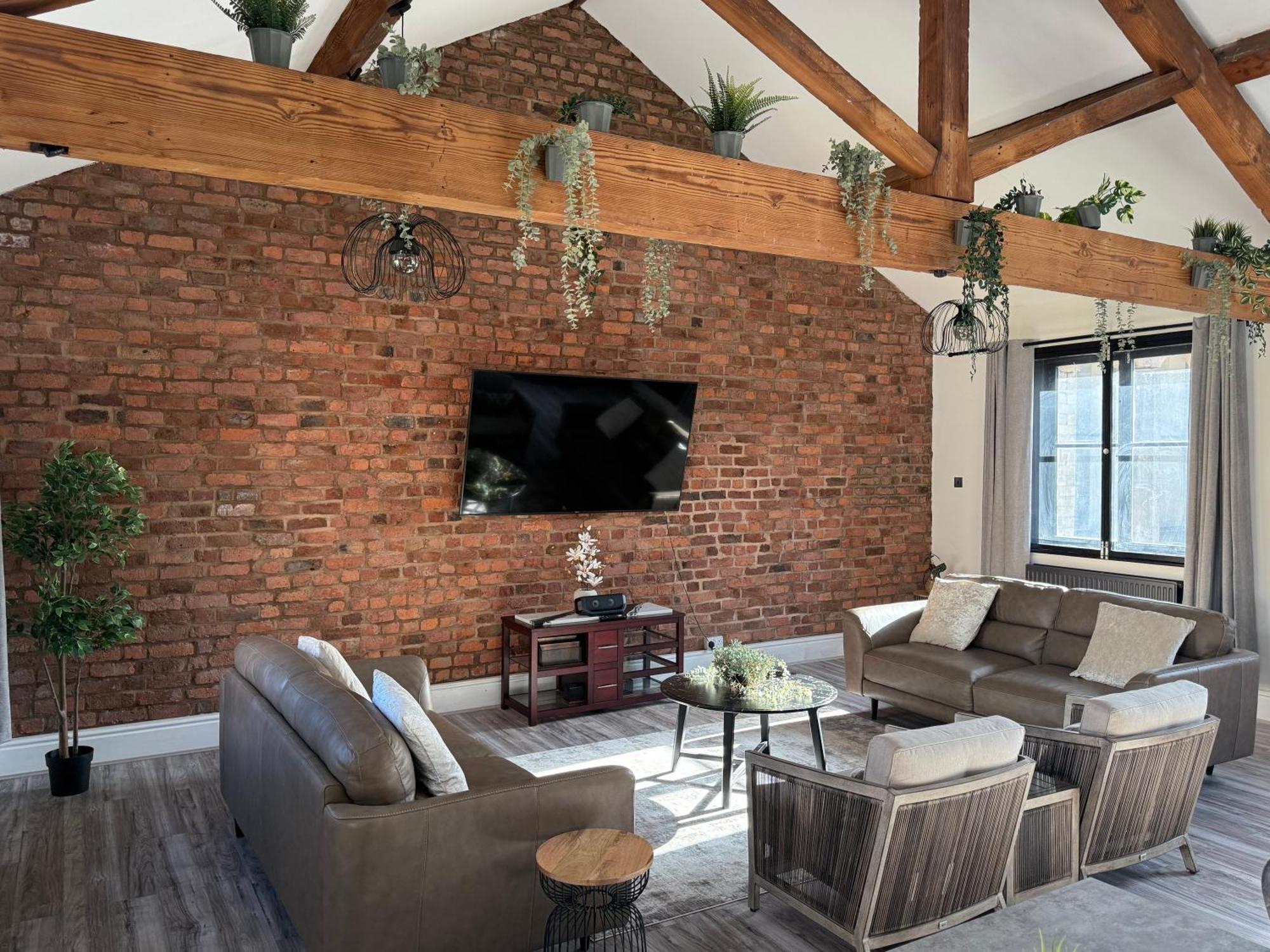 Stylish Centre Penthouse Apartment Liverpool