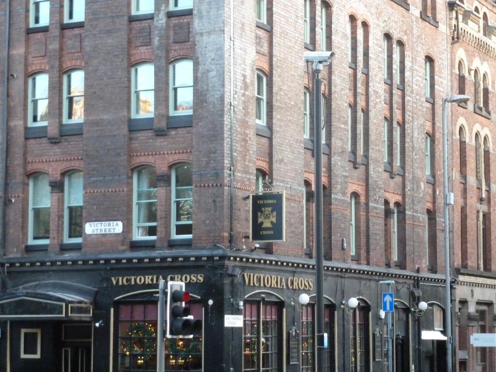 Base Serviced - Sir Thomas Street