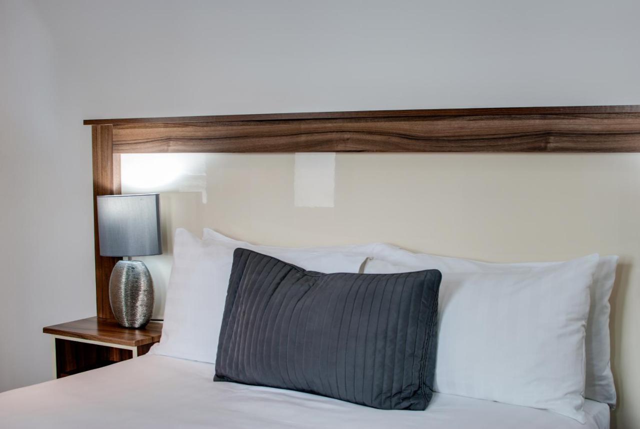 Base Serviced - Sir Thomas Street Apartment Liverpool