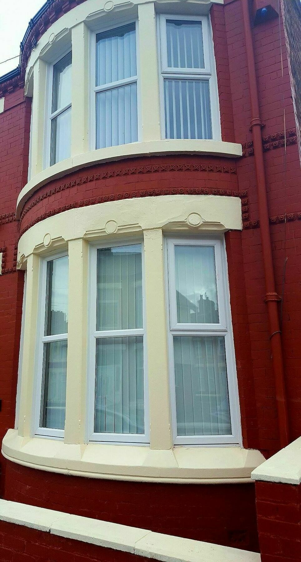 Liverpool Gidlow House Sleeps 8 - Infinity Apartments