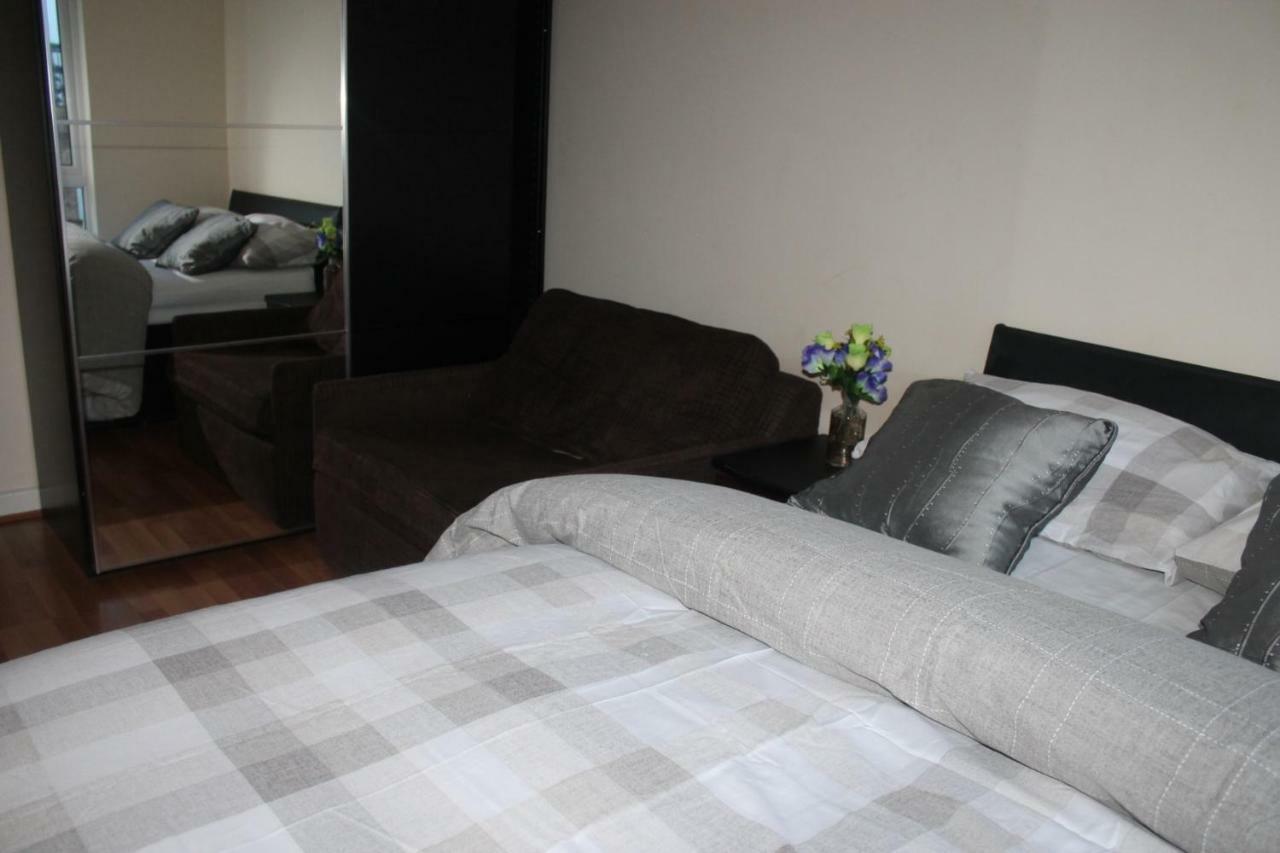 Corporate Gilmartin Apartment