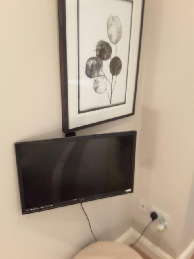 Fabulous Double Ensuite In Sefton Park Lark Lane Homestay Liverpool