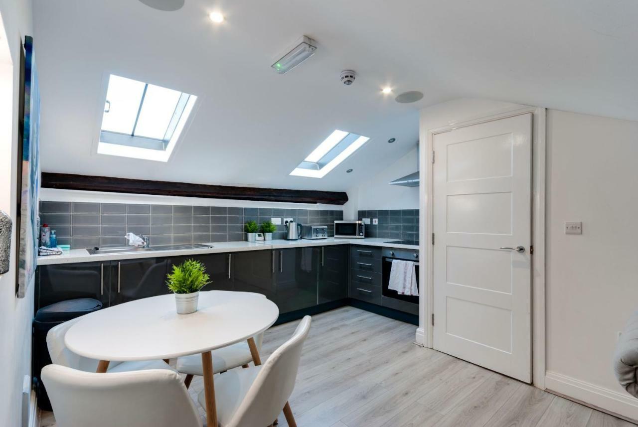 43 Knight Street * Liverpool