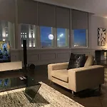 Liverpool City Centre Apt Opposite The Liver Building