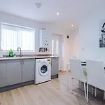 Guestready - Anfield Urban Escape