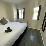 Ryan I Air I Bnb - 458 Mill Street - Free Parking