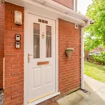 Charming Home W Parking Near Liverpool City Centre