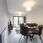 Charming 1-Bedroom Flat