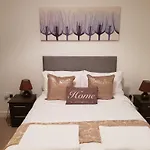 River Front Apartment Next To Echo Arena
