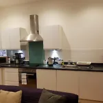 River Front Apartment Next To Echo Arena