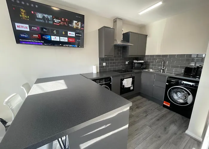 Ryan I Air I Bnb - 458 Mill Street - Free Parking