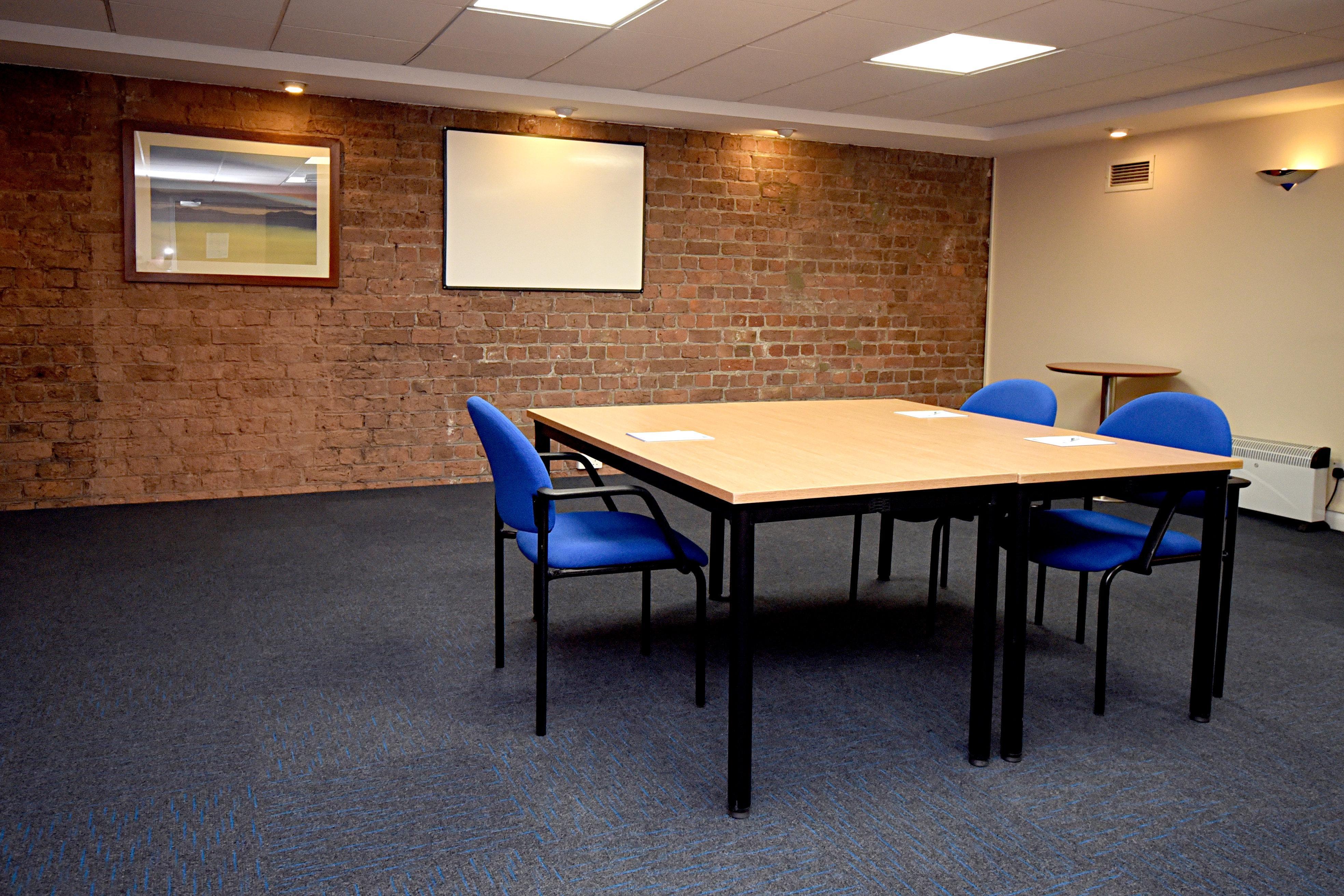 Hotel Express Liverpool-albert Dock By Ihg 3*