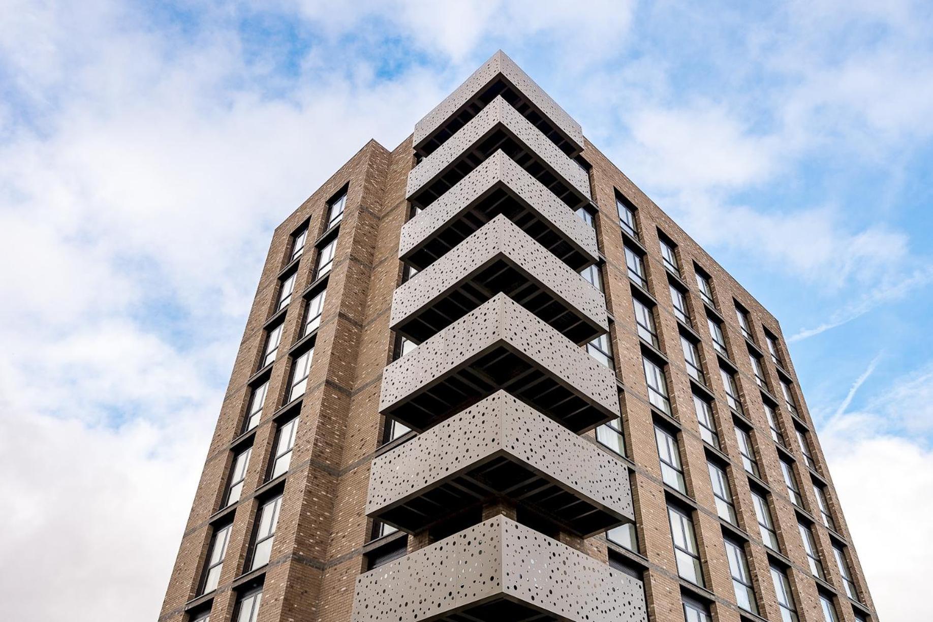 The Salmon - 6 Westminster Park Apartment Liverpool
