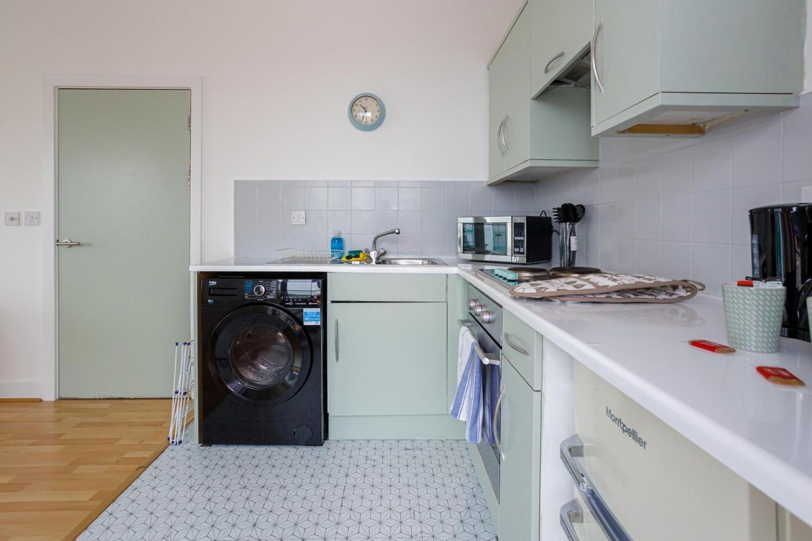 Guestready - Homely Near City Centre Apartment Liverpool
