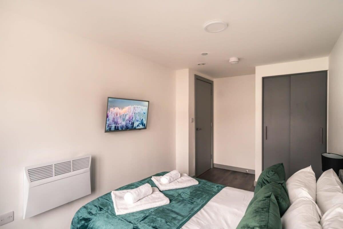 Smart 1 Bedroom In Centre Apartment