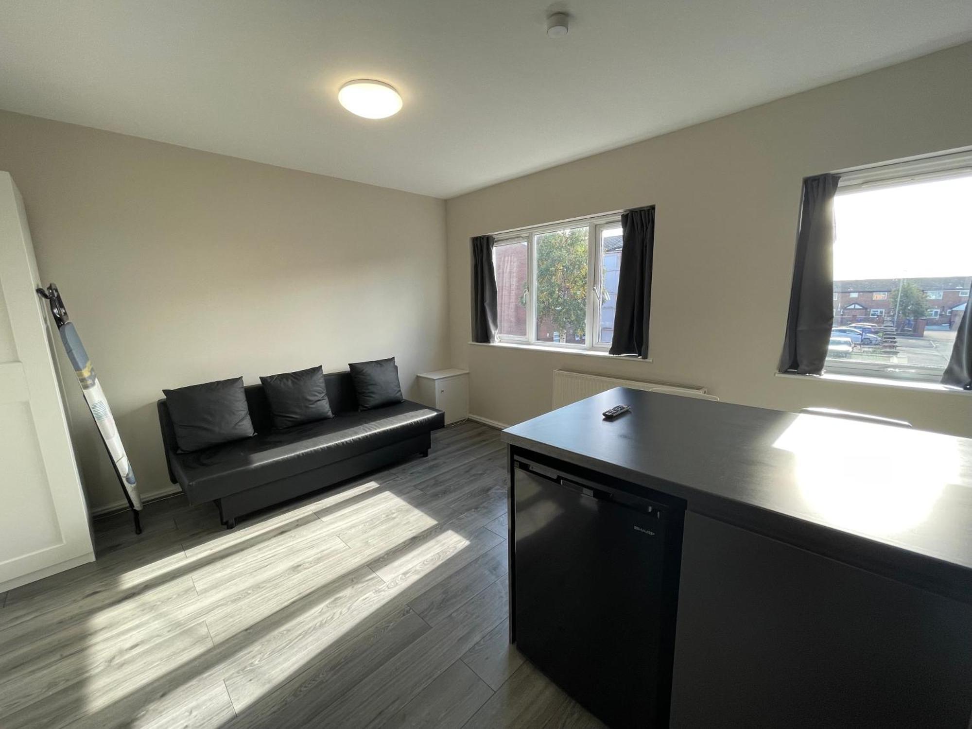Ryan I Air I - 458 Mill Street - Free Parking * Liverpool