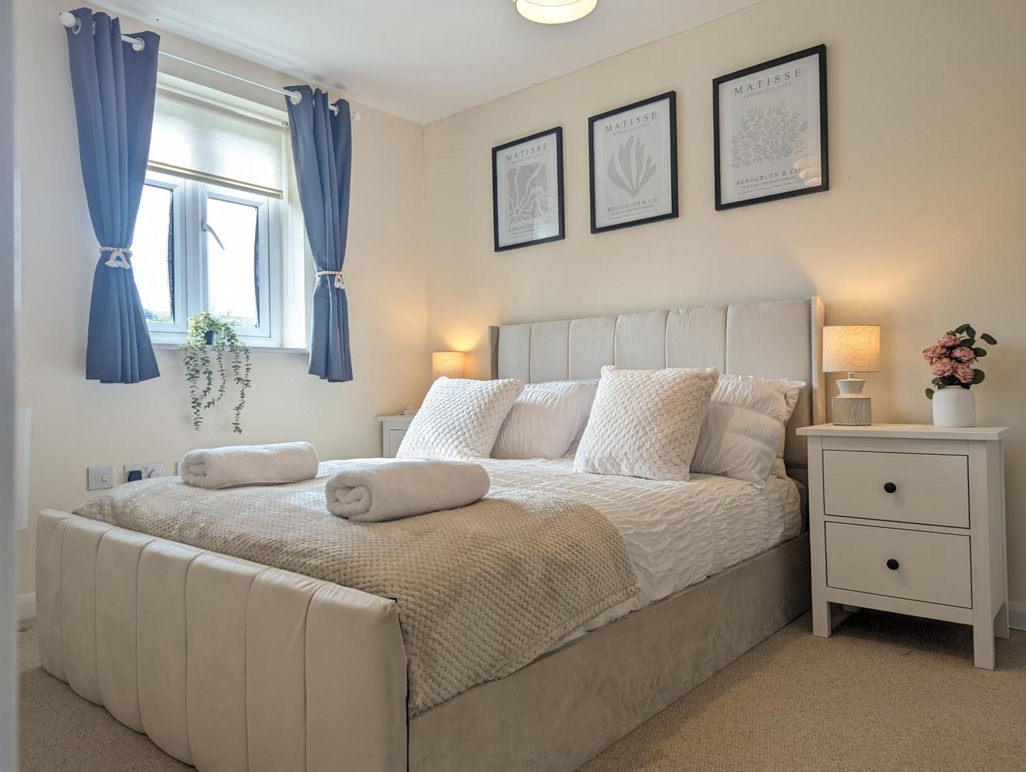 Holiday home Large 4-bedrooms House Near Centre Free Parking *
