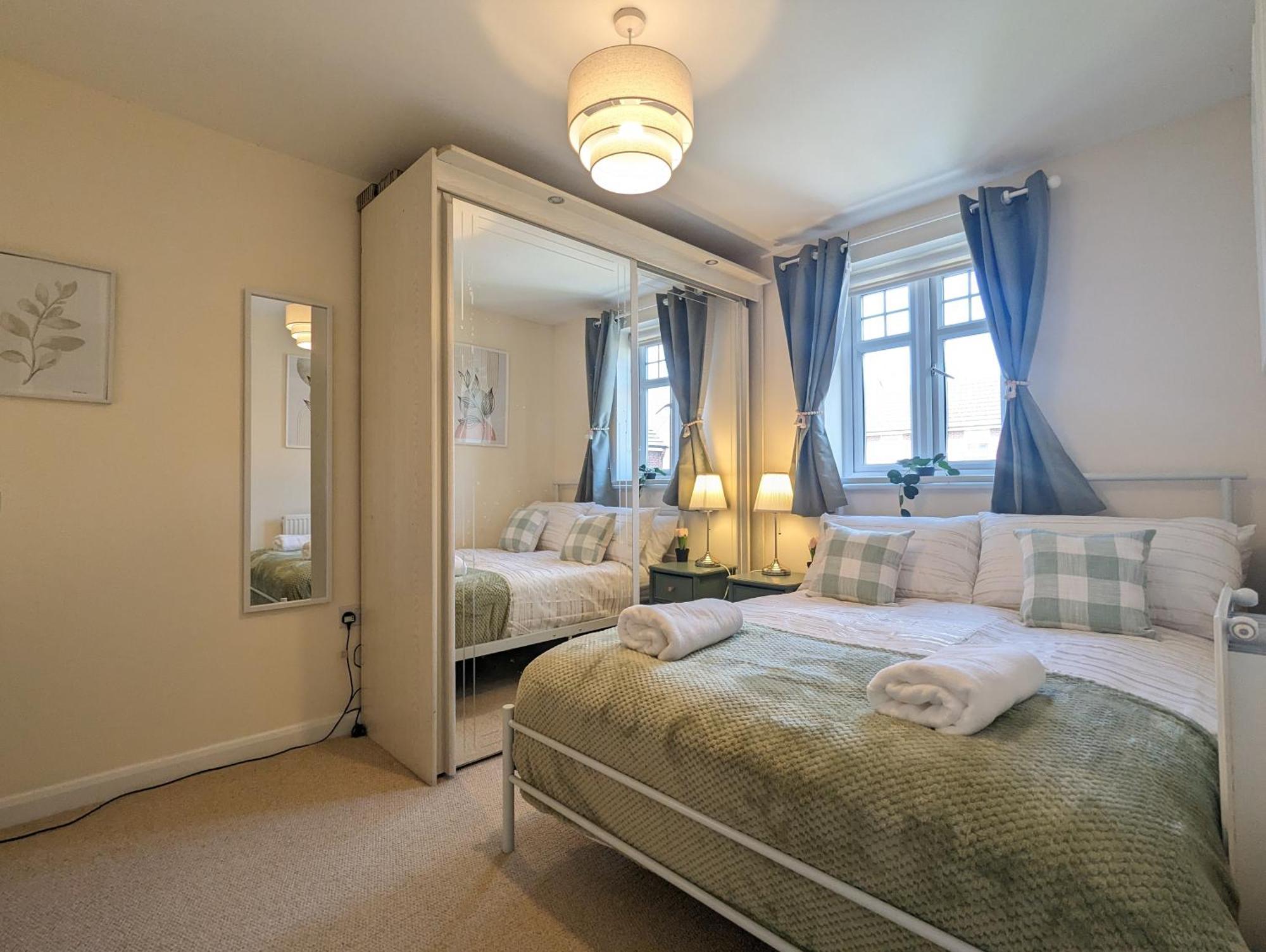 Holiday home Large 4-bedrooms House Near Centre Free Parking Liverpool