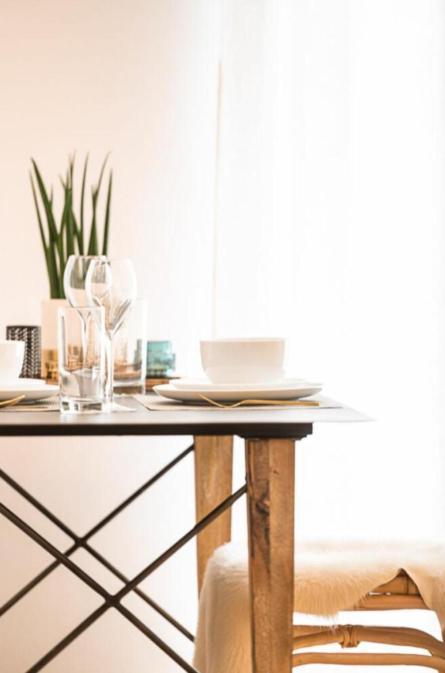 Orange - Stylish Near Lark Lane Apartment Liverpool