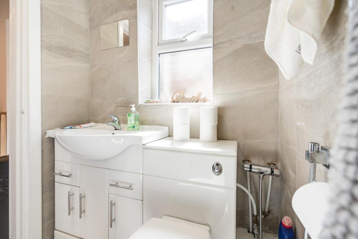 Beautiful House - Free Parking - 5 Mins To Centre * Liverpool