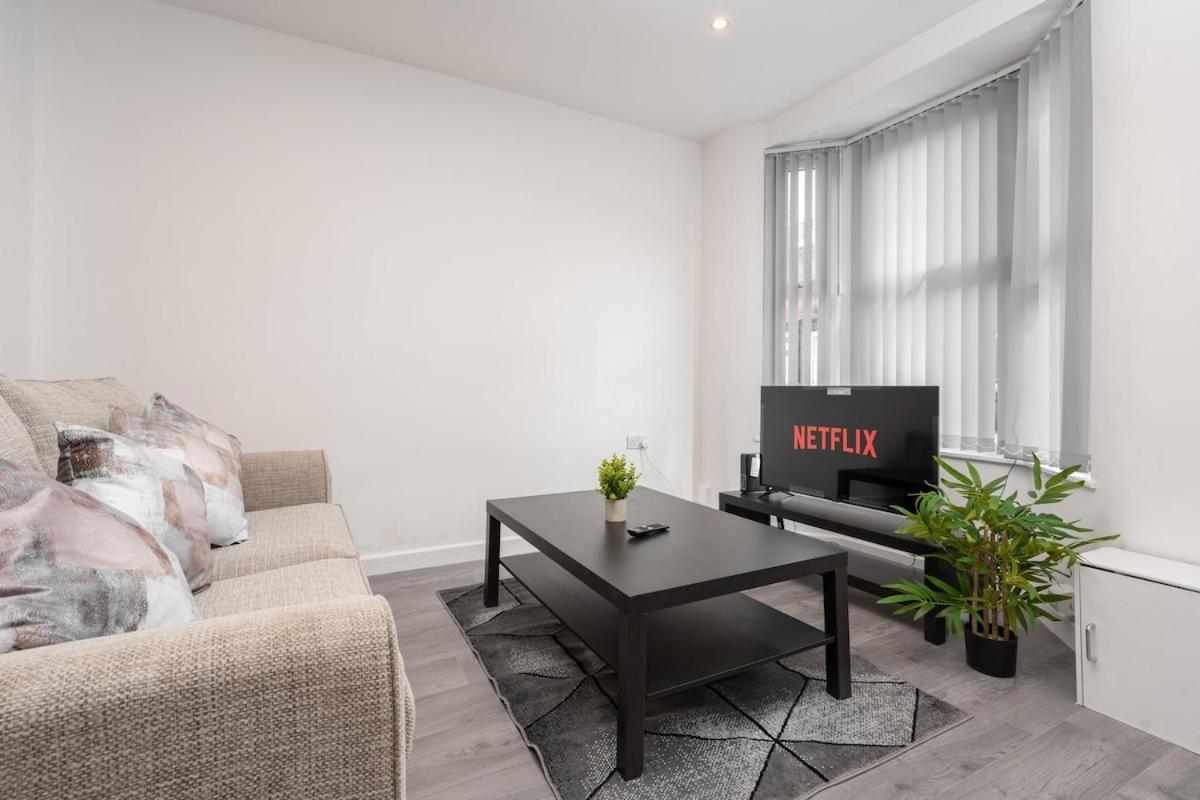 Beautiful House - Free Parking - 5 Mins To Centre * Liverpool