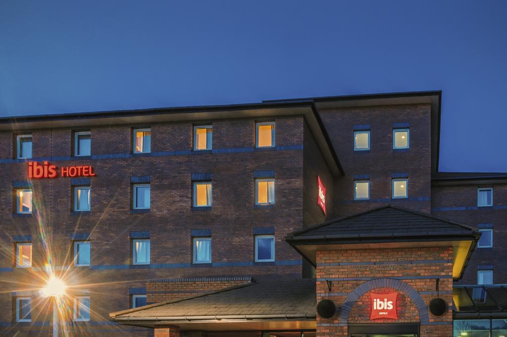 Ibis Centre Dock - One