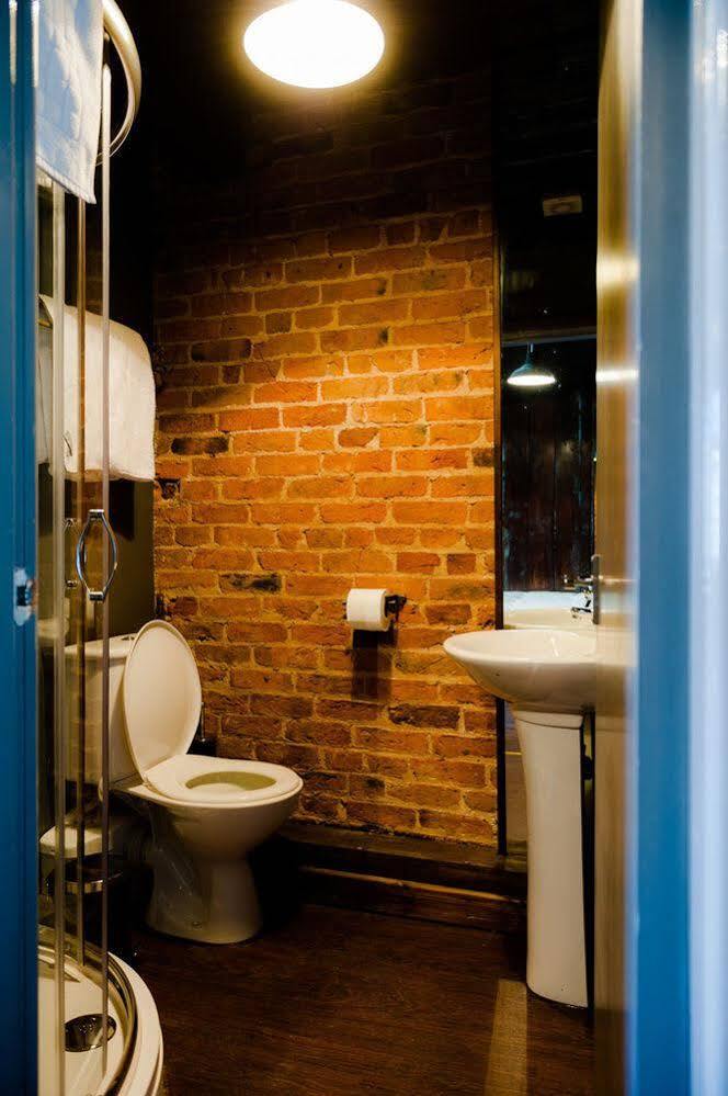Le Bateau Aparthotel Liverpool